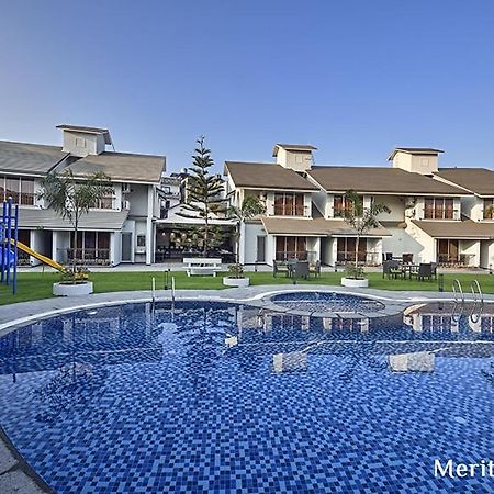Meritas Adore Resort Lonavala Exteriér fotografie